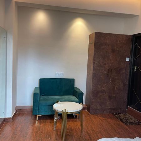 The Taaj Inn Bangalore Esterno foto